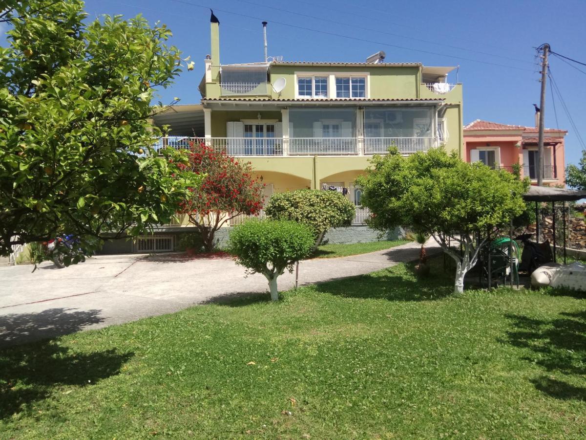 Samishouse Apartment Kanali  ภายนอก รูปภาพ