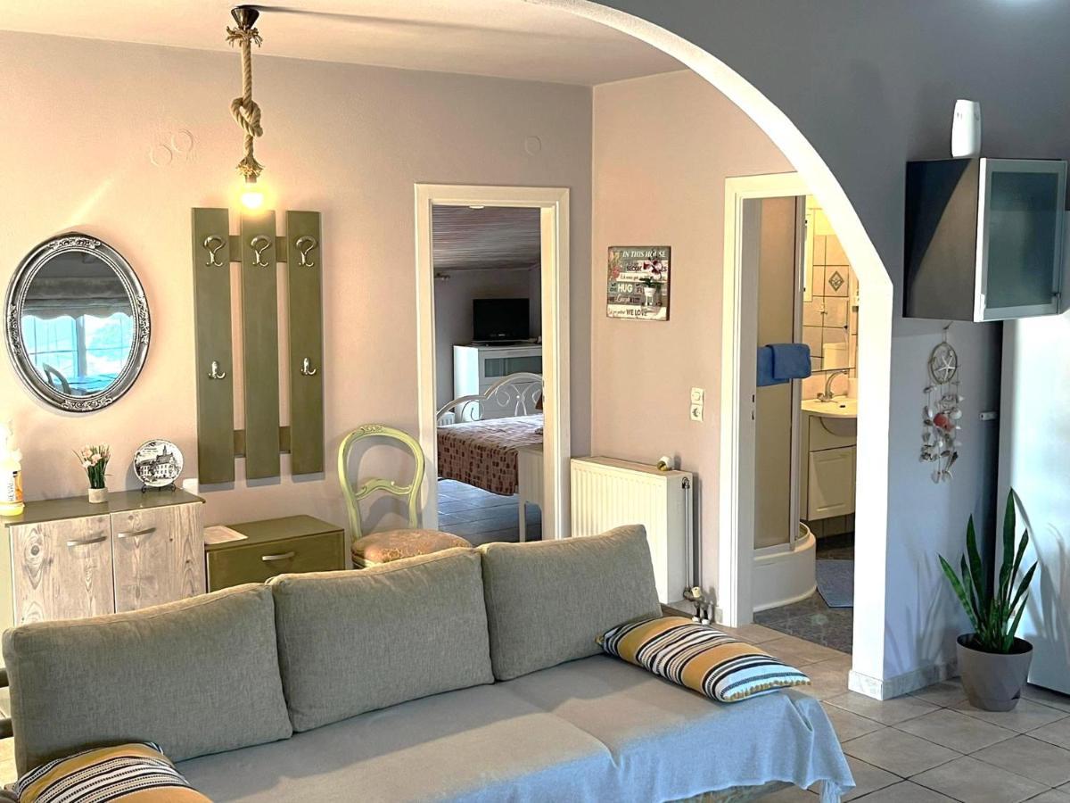 Samishouse Apartment Kanali  ภายนอก รูปภาพ